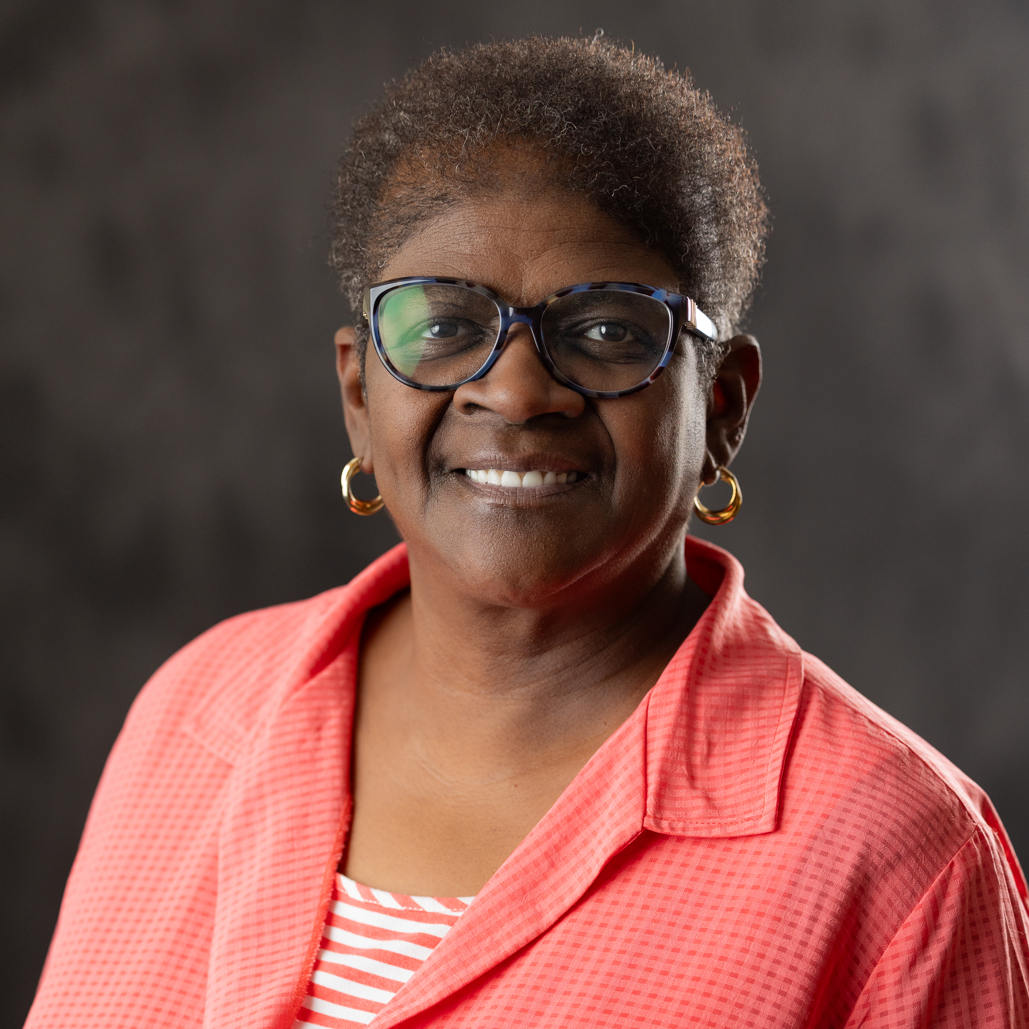 Paula Fuller Headshot