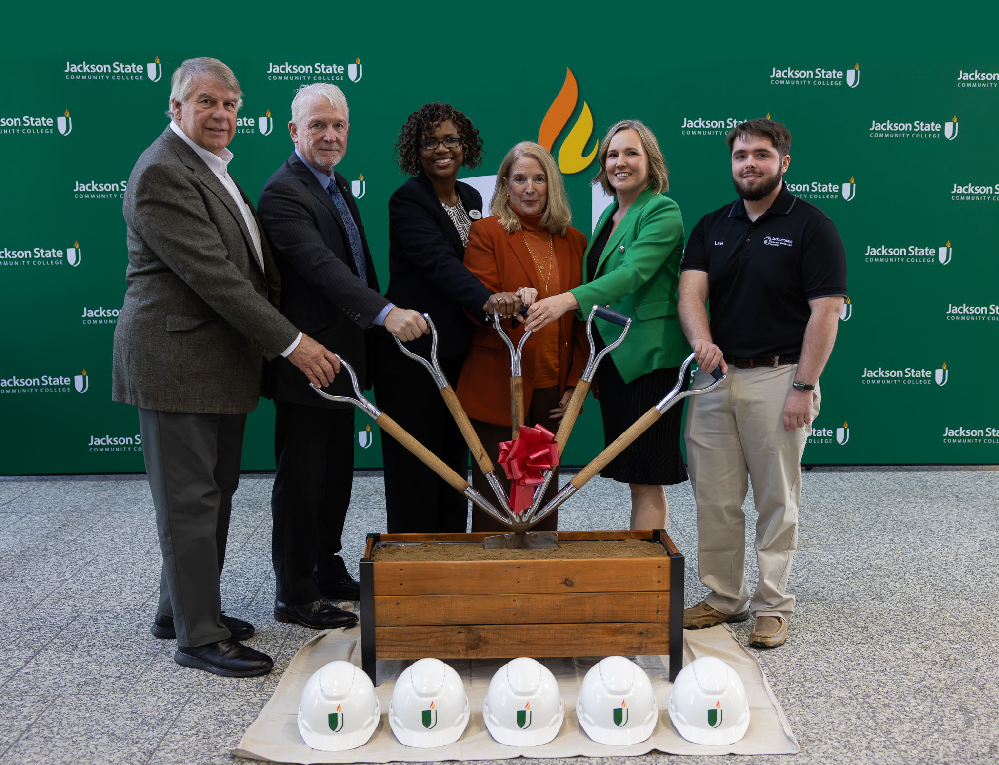 L/R: Senator Ed Jackson, Greater Jackson Chamber President/CEO Kyle Spurgeon, TCAT Jackson President Dr. JacQuene Rainey, TBR Chancellor Flora Tydings, JSCC President Dr. Carol Rothstein, JSCC AMT Student Levi Mason